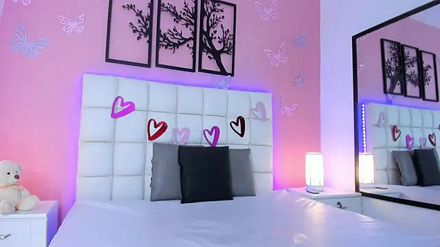 RenataJhonson  online show from February 2025 04:43:01 AM