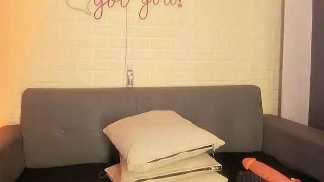 karina gomez 18 online show from September 2025 11:22:02 AM