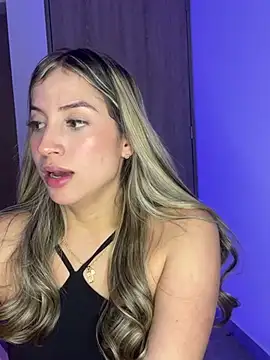 Snapshot of Issabela_G1 chatting on March 2025 07:38:02 AM Issabela G1 online show from March 2025 07:38:02 AM