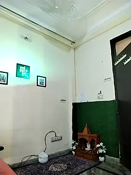 royaldoll-143 online show from March 2025 03:42:01 PM