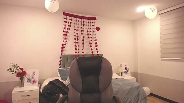 Nami sunny online show from February 2025 10:32:02 PM