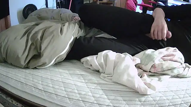 qoooqing67 online show from April 2026 06:18:02 AM