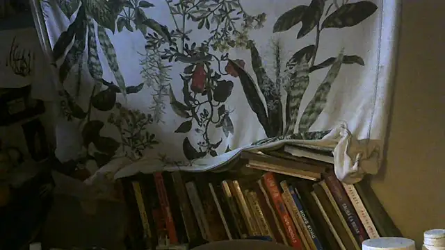 spacegirlll online show from February 2025 08:39:01 AM