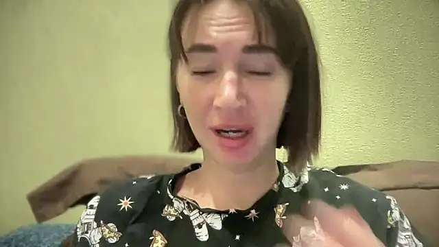 EvilDemon94 online show from October 2025 03:20:02 PM