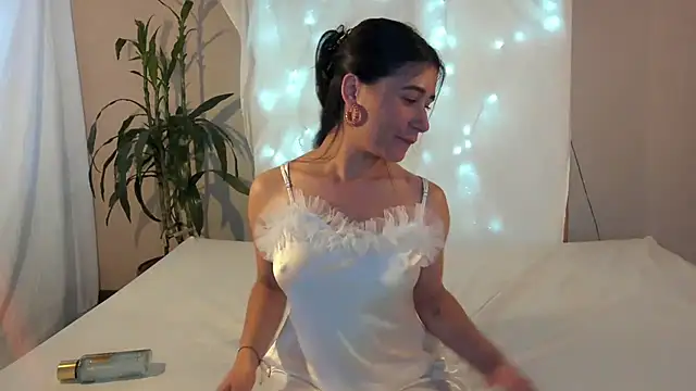 ChloeTurner  online show from February 2025 06:04:01 PM