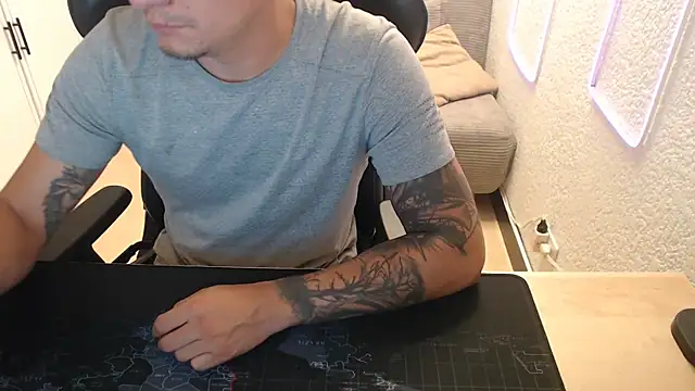 team dinamite69 online show from February 2026 12:03:01 PM