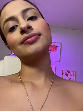 Elena Ruiz online show from January 2025 11:13:02 PM