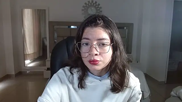 Snapshot of zoecruzz chatting on November 2025 03:11:02 PM zoecruzz online show from November 2025 03:11:02 PM