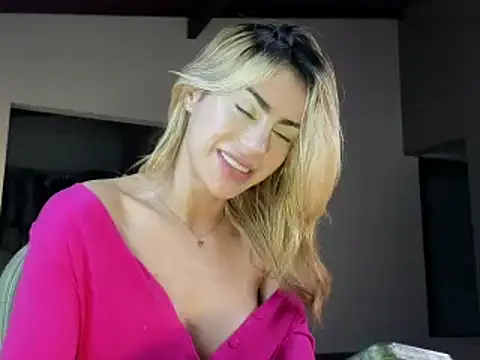 greyslopez online show from February 2025 06:18:01 AM