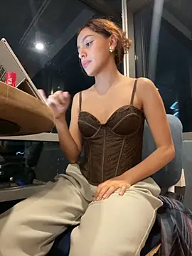 Katee Jones online show from September 2025 11:38:02 PM