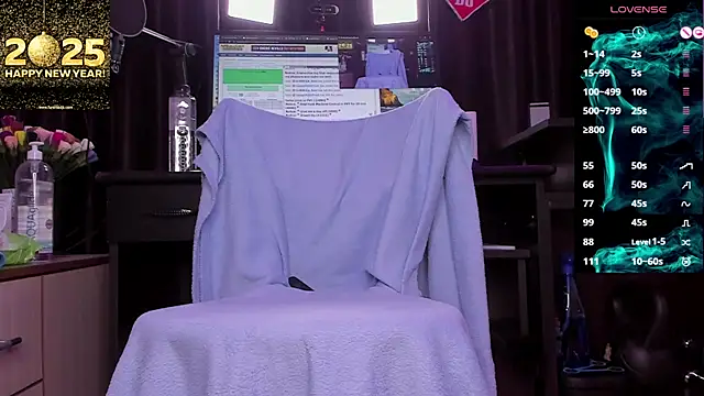 Raissa sky26 online show from January 2025 02:35:02 AM