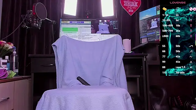 Raissa sky26 online show from March 2025 03:39:01 AM