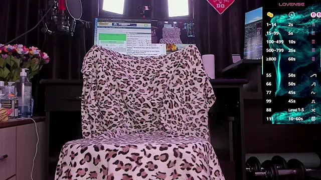 Raissa sky26 online show from September 2025 02:44:01 AM