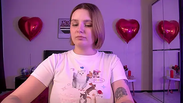 DianeMills online show from February 2025 04:18:02 AM