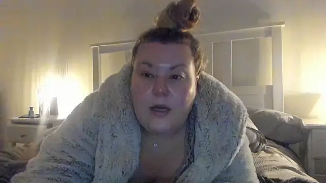 Busty-BBW-Emilie online show from January 2025 04:09:01 PM