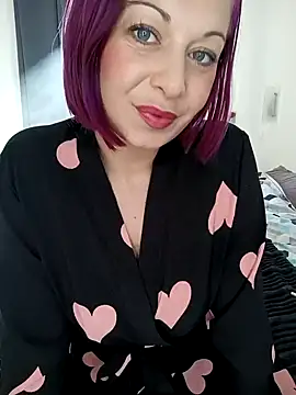 Chaudesquirt online show from January 2025 01:24:01 PM