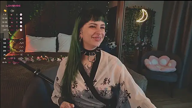 MichaellaMoon online show from March 2025 08:26:01 AM