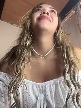 Iris lee online show from March 2025 07:39:01 PM