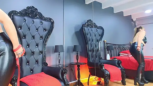 MelaniaKnauss online show from March 2025 11:27:02 PM