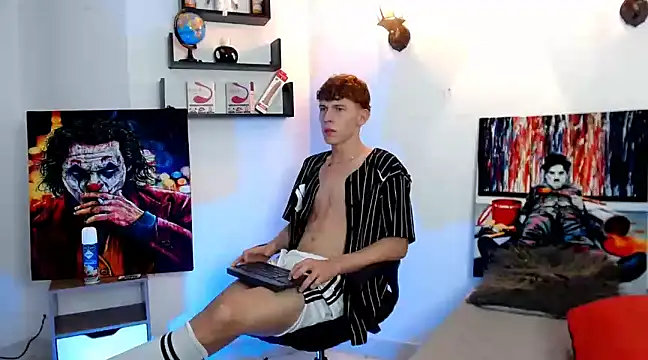 Snapshot of flowers18 chatting on February 2025 12:48:01 AM flowers18 online show from February 2025 12:48:01 AM