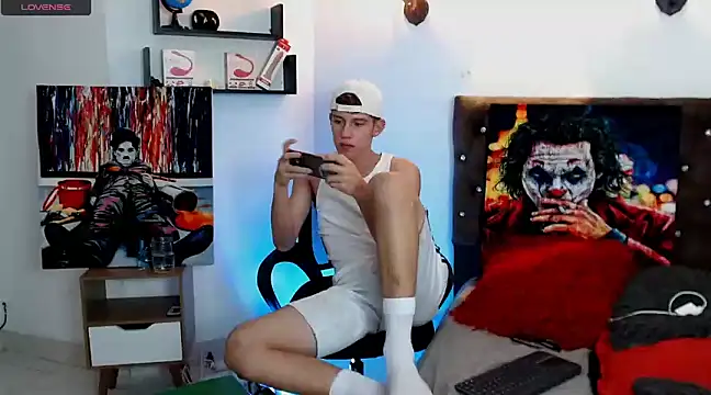 Snapshot of flowers18 chatting on February 2025 01:27:01 AM flowers18 online show from February 2025 01:27:01 AM