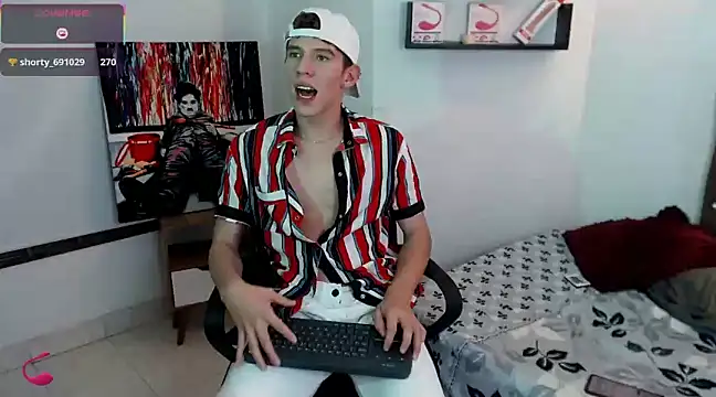 Snapshot of flowers18 chatting on March 2025 12:49:02 AM flowers18 online show from March 2025 12:49:02 AM