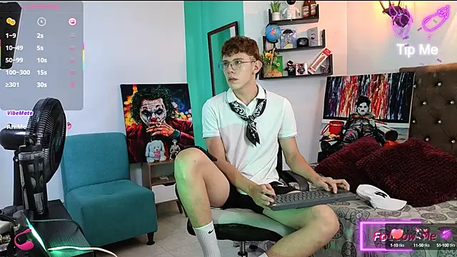 Snapshot of flowers18 chatting on October 2025 09:56:01 PM flowers18 online show from October 2025 09:56:01 PM