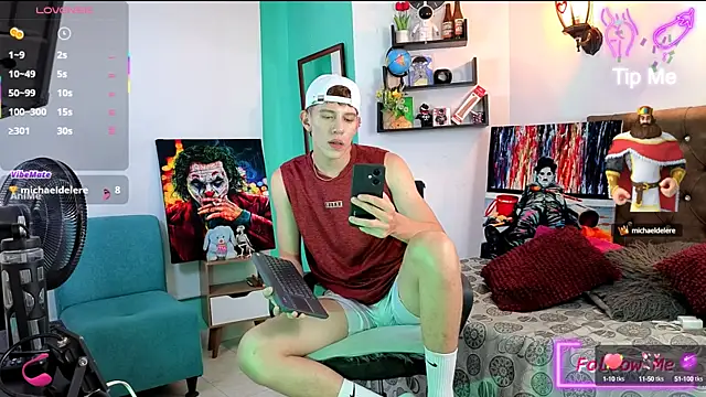 Snapshot of flowers18 chatting on October 2025 10:19:01 PM flowers18 online show from October 2025 10:19:01 PM