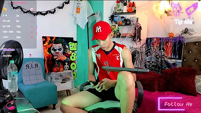 Snapshot of flowers18 chatting on October 2025 09:37:01 PM flowers18 online show from October 2025 09:37:01 PM