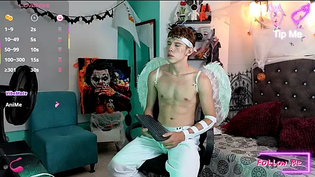 Snapshot of flowers18 chatting on October 2025 11:41:02 PM flowers18 online show from October 2025 11:41:02 PM