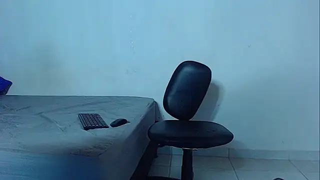 Snapshot of mikecoper_23 chatting on January 2026 02:37:01 AM mikecoper 23 online show from January 2026 02:37:01 AM