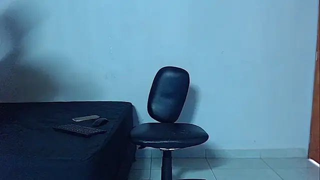 Snapshot of mikecoper_23 chatting on February 2026 02:05:01 PM mikecoper 23 online show from February 2026 02:05:01 PM