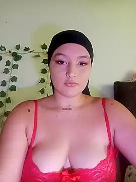 Celeste camila18 online show from October 2025 05:21:02 PM