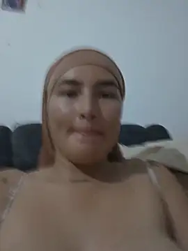 Celeste camila18 online show from June 2026 12:14:01 AM