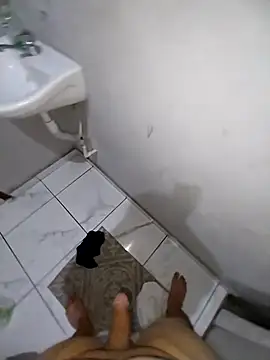 Whiper2024 online show from September 2025 01:16:02 AM