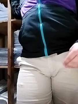 Whiper2024 online show from February 2026 06:26:02 PM