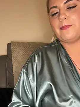 Blondiee3088 online show from February 2025 08:14:02 PM