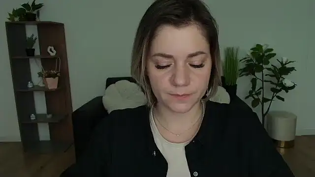 MariaSttone online show from December 2024 02:16:02 PM