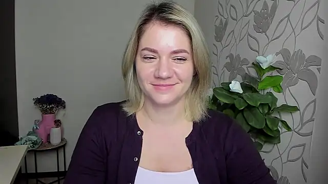 MariaSttone online show from October 2025 03:45:01 PM