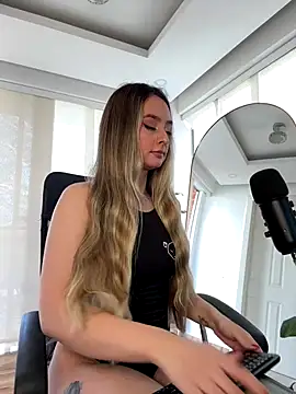 Snapshot of nicollefiorett chatting on September 2025 07:36:02 PM nicollefiorett online show from September 2025 07:36:02 PM