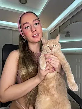 Snapshot of nicollefiorett chatting on November 2025 01:19:02 AM nicollefiorett online show from November 2025 01:19:02 AM