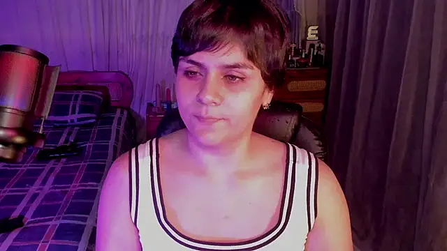 Snapshot of isabelacooperr chatting on August 2026 05:06:02 AM isabelacooperr online show from August 2026 05:06:02 AM