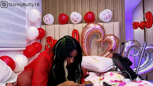 StormyButty18 online show from February 2025 02:37:01 AM