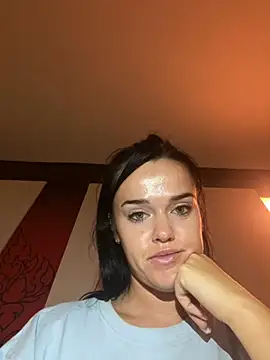 English-Chloe96 online show from March 2025 01:20:01 PM