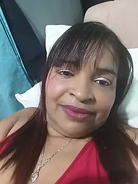 Snapshot of _violetta_- chatting on July 2026 12:38:01 AM violetta - online show from July 2026 12:38:01 AM