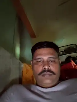 Vinay-kumar89 online show from April 2026 02:04:02 PM