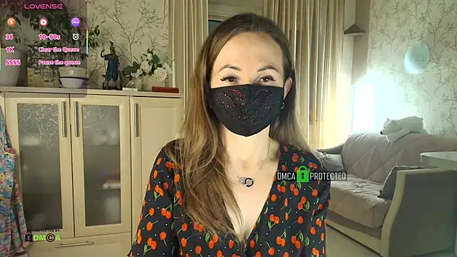 MilfeaN online show from November 2025 09:06:01 PM