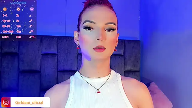 Liittle foxxxy online show from February 2025 09:36:02 AM