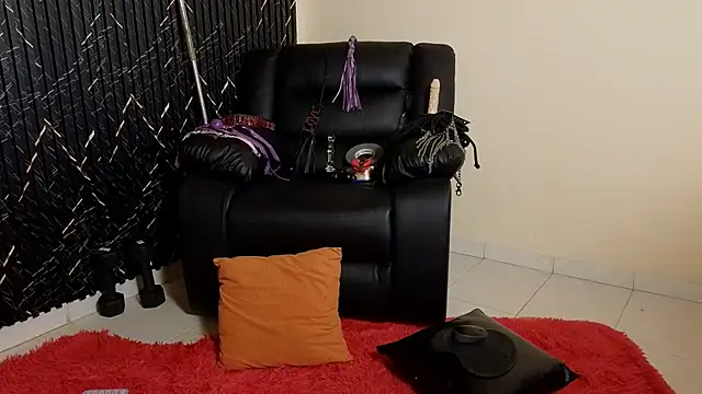 Katt BDSM online show from September 2025 05:36:01 PM