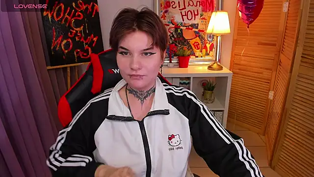 mekurisu online show from February 2025 04:35:01 AM